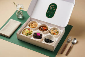 The Green Mantis Signature Box 1 (veg)