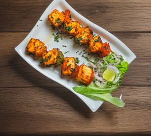 Achari Paneer Tikka (J)
