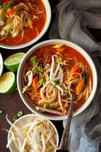 Veg thukpa