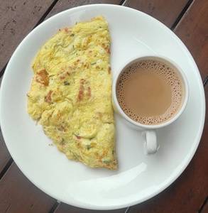 Tea with Omelette and Bread