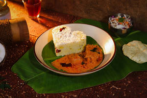 Neyyil Mooppicha Puttu Combo