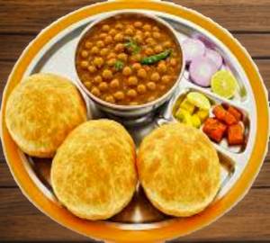 5 Palak Poori With Chola Masala