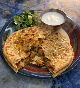 Mix Veg Paratha [O]