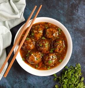 Veg Manchurian Semi Dry