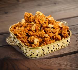Kaju Pakoda