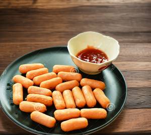Chicken Red Paprika Cheese Cocktail [250 Grams]