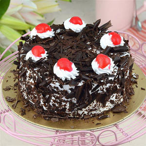 Black Forest Cake (1 Pound)