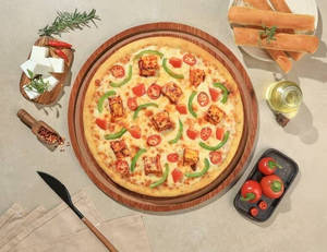 Paneer Garlic Delight Pizza