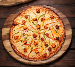 Cheese paneer pizza