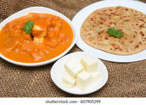 HR Aloo Paratha With Paneer Tika Masala