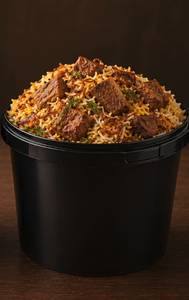 1kg Beef Bucket Biryani [Serves7-8] With 250 Grams Beef Chilli