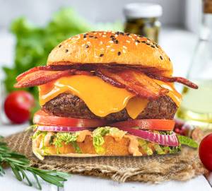 Chicken Cheese Burger + Lime Juice