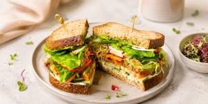 Grilled Chicken Atta Sandwich