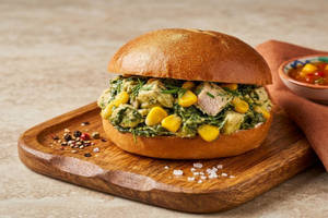 Palak Chicken Burger