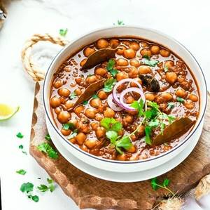 Amritsari Cholle