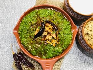 Green Garlic Khichdi