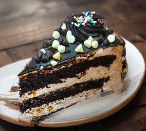 Chocolate crunch pasrty