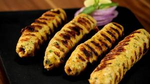Cheese Chilli Seekh Kebab