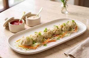 Afghani Assorted Veggi Momos [6 Pcs]