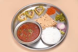 Krushnakala Special Maswadi Thali