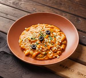 Red sauce pasta