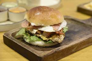 Grilled Chicken Burger