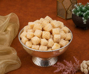 Shakar Para (250 Gm - Pouch)