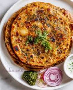 Aloo Pyaz Kulcha With Chhole
