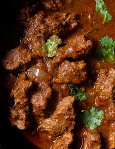 Punjabi beef gravy