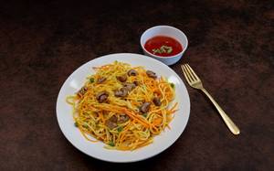 HAKKA NOODLES (VEG) 