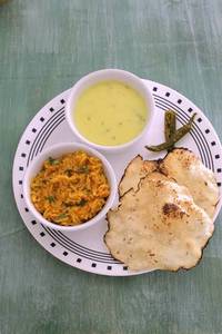 Plain Khichdi (200 G) + Kadhi (100 Gram )