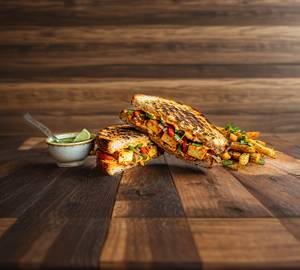 Makhani Sandwich