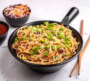 Veg Hakka Noodles