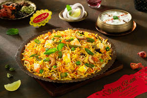 Veg Biryani & Raita