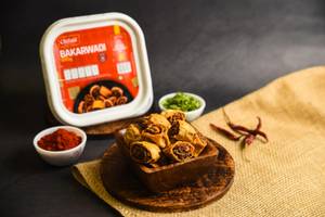 Big Bhakarwadi [250 Grams]