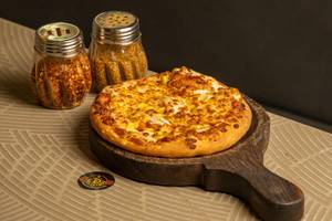 Cheesy Corn Pizza