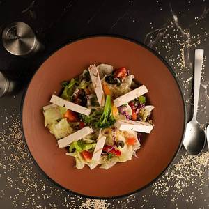 Quinoa Grilled Tofu Salad