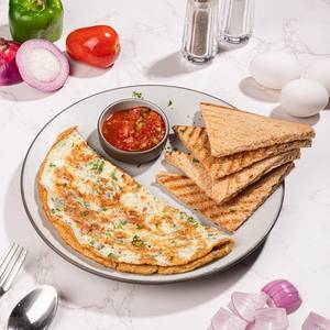 Egg White Omelette {3 Eggs} With Bread & Dip