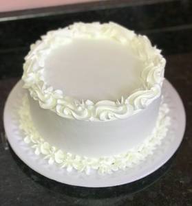 Creamy Vanilla Cake (500 gms)                                       