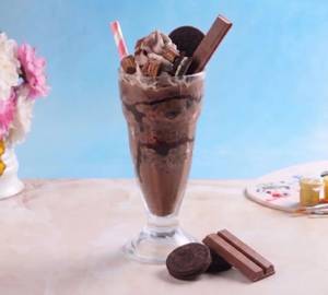 Kit Kat Shake