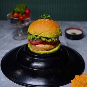 Maha Classic Chicken Burger With Ranch Yoghurt {2x Protein}