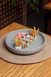 Enoki Sushi Roll