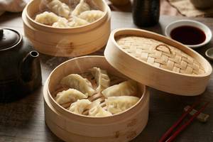 Cheese & Corn Steamed Dumplings [6 Pieces]