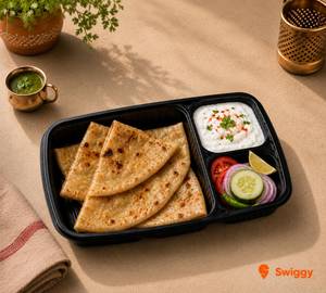 Aloo Paratha With Dahi
