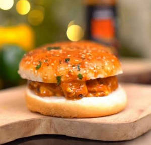Schezwan Burger