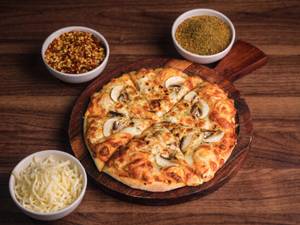 Veg Cheese Mushroom Pizza