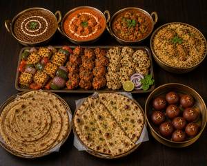 Non Veg Combo Meal [Serves 8]