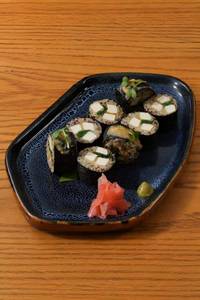 Quinoa Mantis Sushi Roll