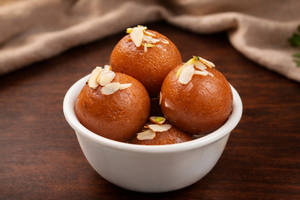 Royal Gulab Jamun (2 Pcs)
