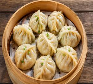 Veg. Steamed Paneer Momas